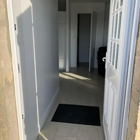 Semesterbostad Maison Entre Campagne Et 10 Personnes Surville (Manche)