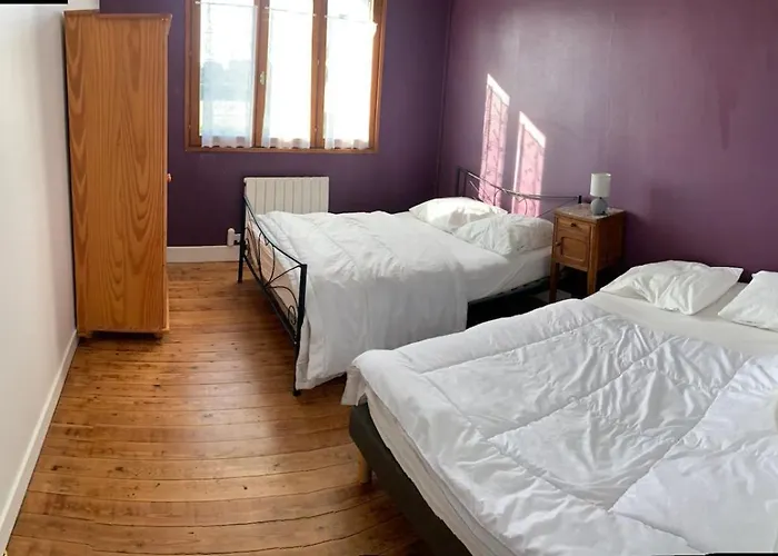 Maison Entre Campagne Et 10 Personnes * Surville (Manche)