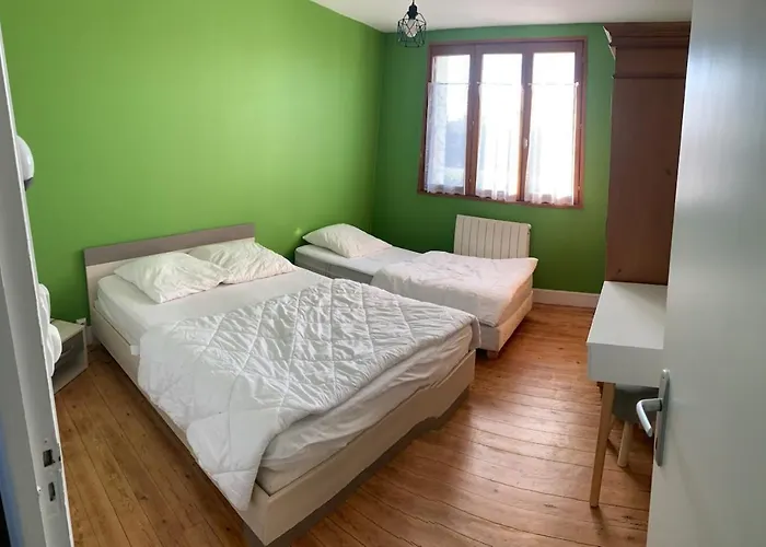 Maison Entre Campagne Et 10 Personnes Ferienhaus Surville (Manche)